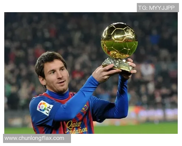 足球传奇星辉：从贝利到梅西的伟大足迹与时代印记